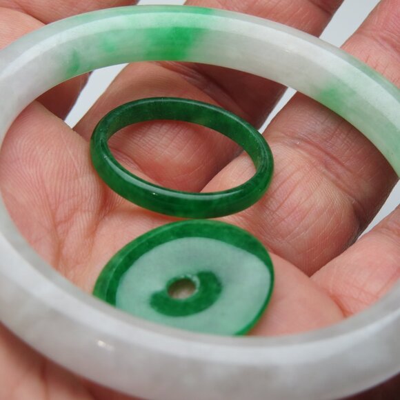 "Natural Jade bangle + FREE Jade Ring & Jade Donut 55mm " - Picture 3 of 3